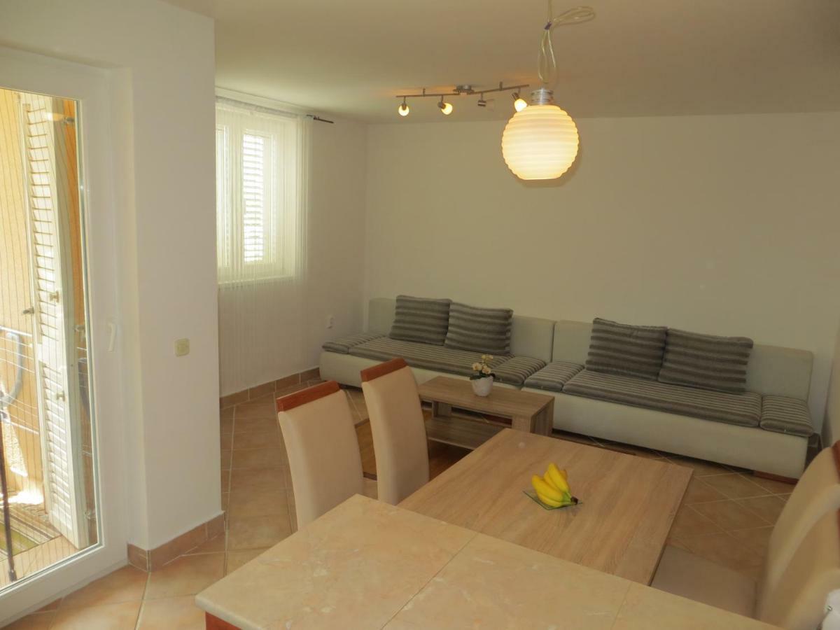 Apartment Leida 1 Medolino Esterno foto