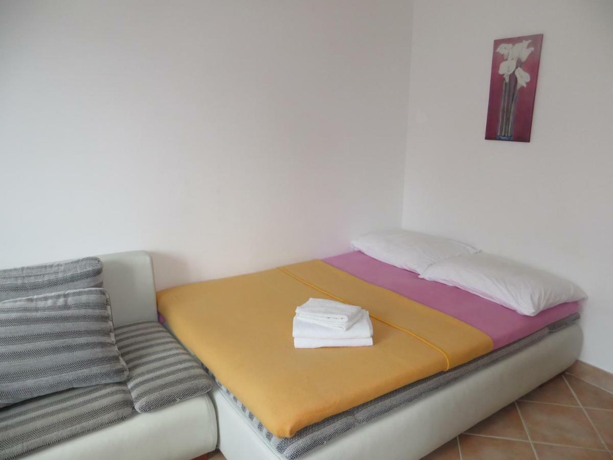 Apartment Leida 1 Medolino Esterno foto
